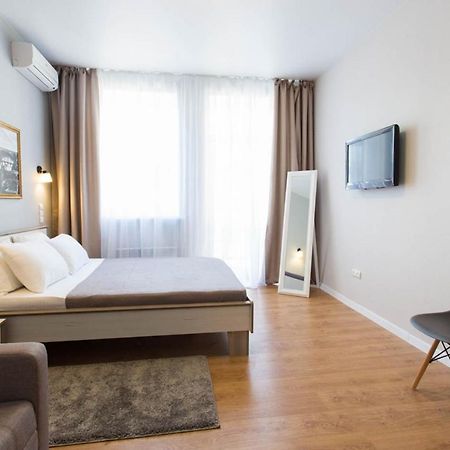 Cozy Apartment Beside Metro Yaroslava Mudroho, Universytet - Chernyshevska Str 95-6 Харков Екстериор снимка