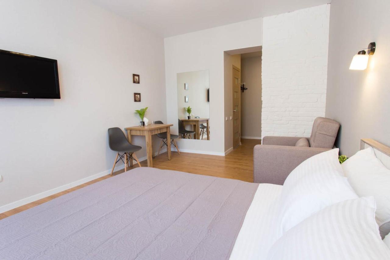 Cozy Apartment Beside Metro Yaroslava Mudroho, Universytet - Chernyshevska Str 95-6 Харков Екстериор снимка